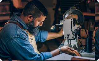Kožené popruhy na fotoaparáty