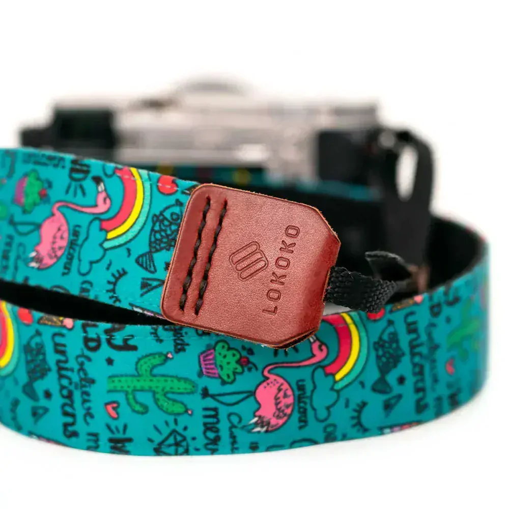 Popruh na fotoaparát - Crazy flamingos