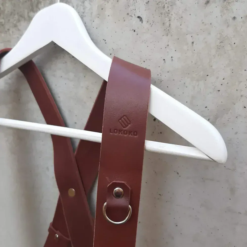 Kožený popruh na dva fotoaparáty - mahagon - LIMITOVANÁ EDICE