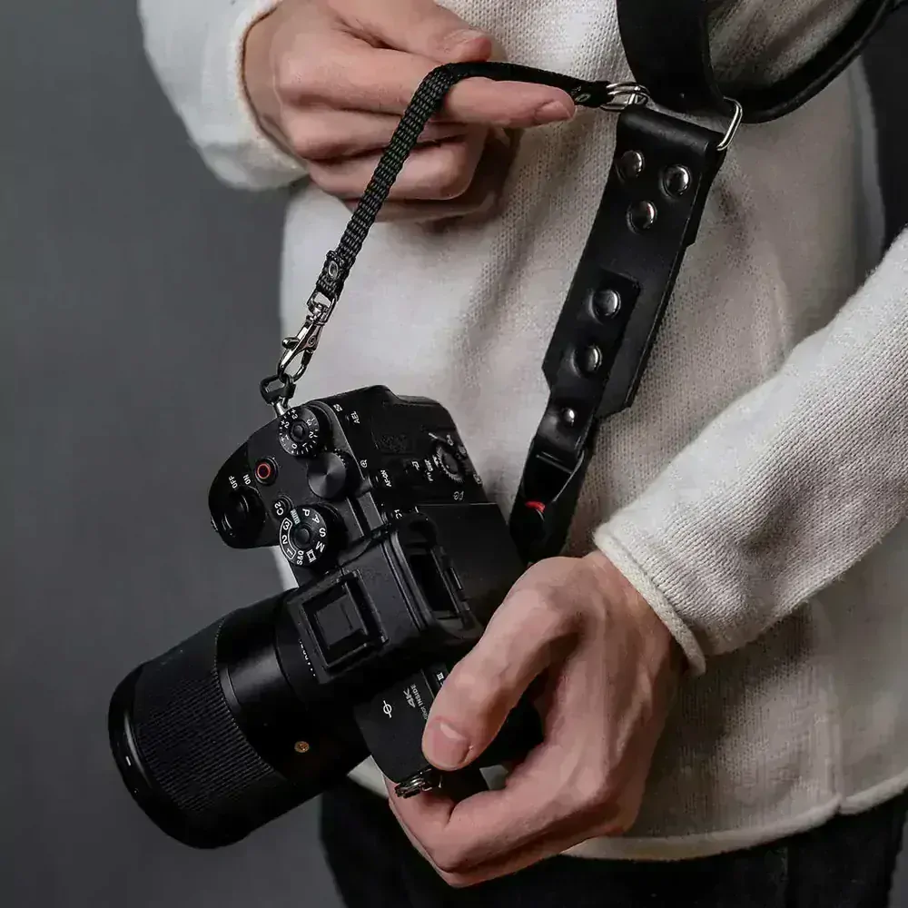 Kožený popruh na dva fotoaparáty RK