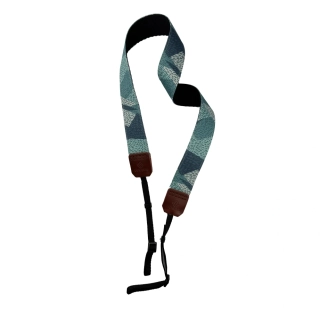 Popruh na fotoaparát - Foggy Mountains